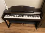 Nette Yamaha Clavinova CLP 170 occasion digitale piano, Muziek en Instrumenten, Piano's, Ophalen, Bruin, Zo goed als nieuw, Piano