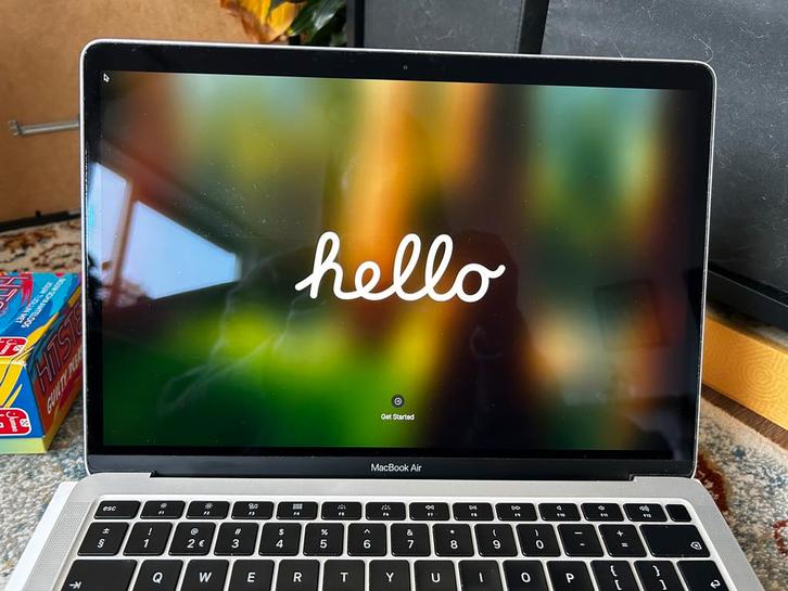 Macbook Air 13” 2020, Computers en Software, Apple Macbooks, Gebruikt, MacBook Air, 13 inch, Minder dan 2 Ghz, 256 GB, 8 GB, Qwerty