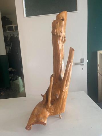 Deco hout sculptuur beschikbaar voor biedingen