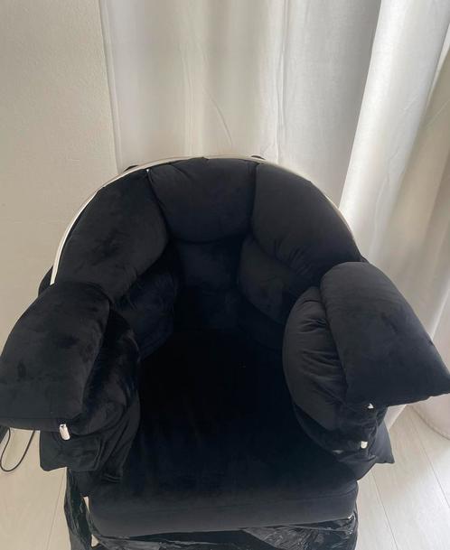 Nieuwe stoel, Huis en Inrichting, Stoelen, Zo goed als nieuw, Eén, Zwart, Ophalen of Verzenden