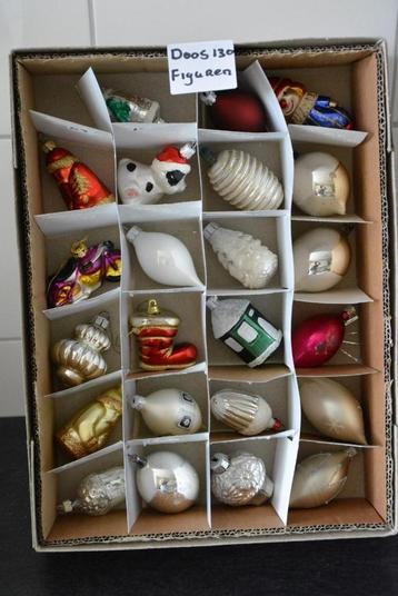 Figuren, doos 130 beschikbaar voor biedingen