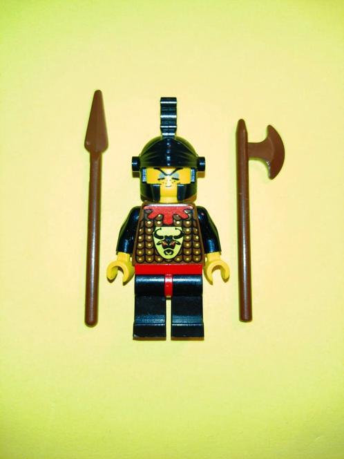 LEGO CASTLE KNIGHTS KINGDOM BULL KNIGHT FIGUUR/POPPETJE, Kinderen en Baby's, Speelgoed | Duplo en Lego, Zo goed als nieuw, Lego