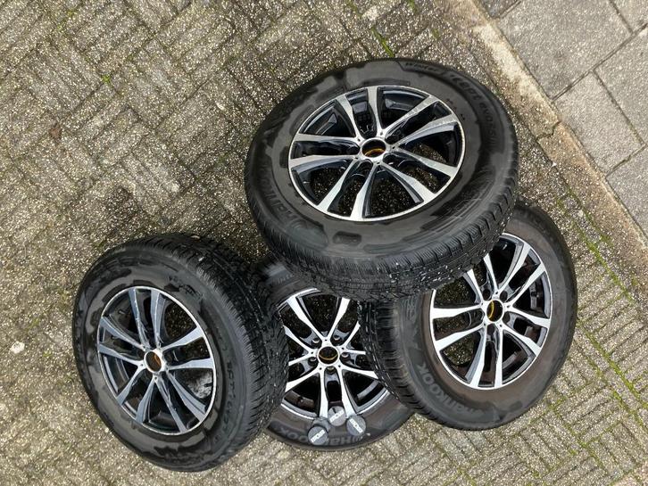 Lichtmetalen wielen met winterbanden, Auto-onderdelen, Banden en Velgen, Banden en Velgen, Winterbanden, 16 inch, Overige, 215 mm