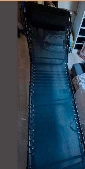 Stretcher zwart ongebruikt  beschikbaar voor biedingen