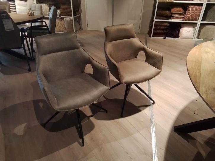 Draaibare Armstoel Candice, Antiek en Kunst, Antiek | Meubels | Stoelen en Banken, Ophalen