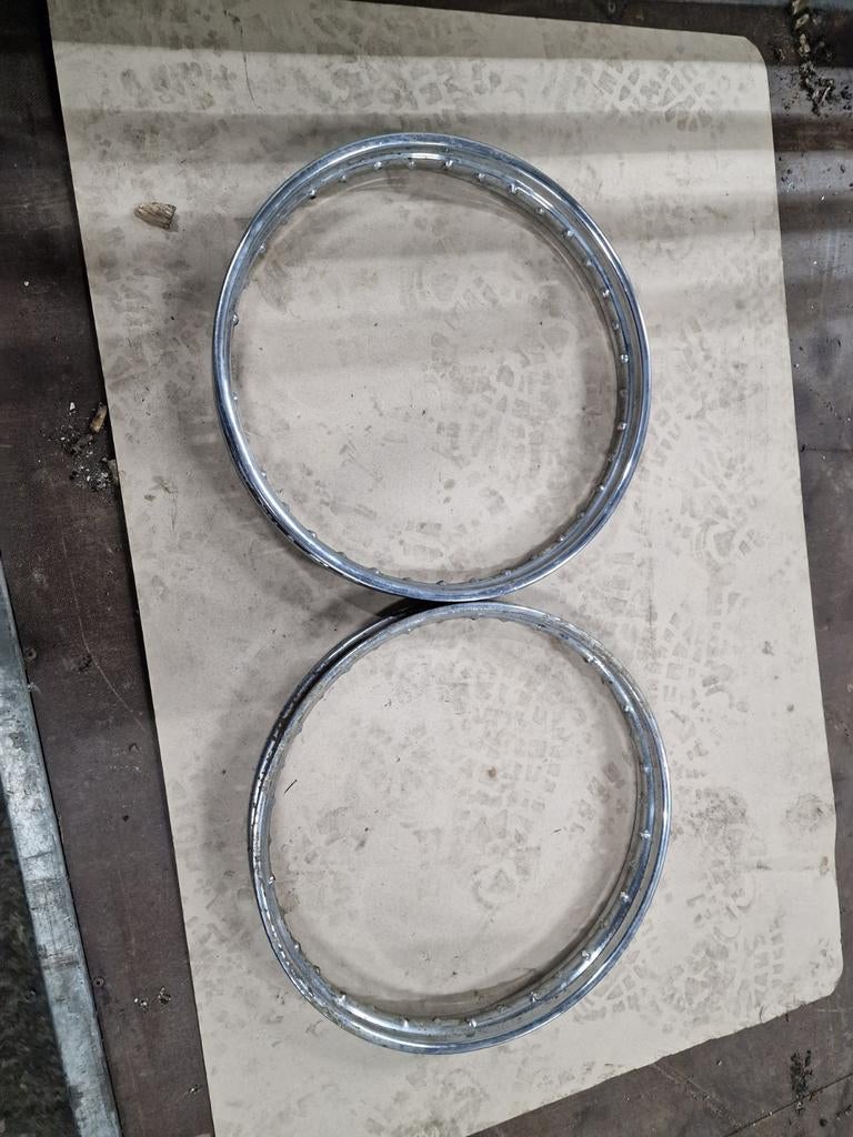 Kreidler velgen 17 inch, waarvan 1 met Schurmann., Ophalen of Verzenden, Overige typen