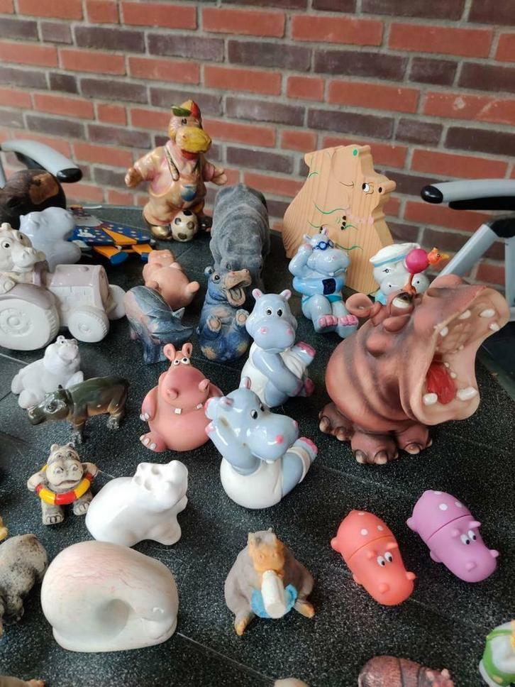 Nijlpaard beeldjes meer dan 100 verschillende, Verzamelen, Overige Verzamelen, Ophalen of Verzenden