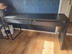 Bureau Micke, Ophalen, Zo goed als nieuw