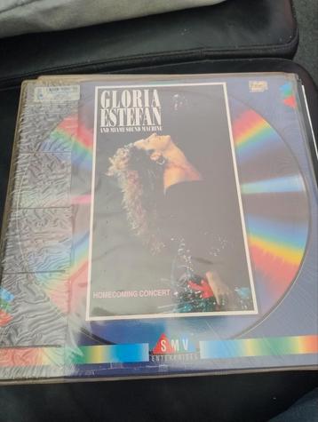 Laser Disc Gloria Estafan beschikbaar voor biedingen