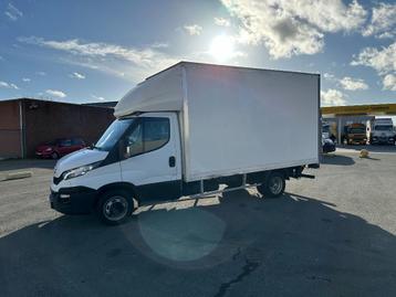 Bakwagen met laadklep huren - Verhuiswagen huren beschikbaar voor biedingen