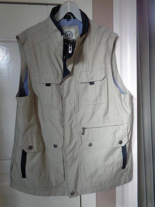 CROSSFIELD , SHAMPS outdoor bodywarmer:mt 52, 56, Kleding | Heren, Bodywarmers, Zo goed als nieuw, Maat 52/54 (L), Beige, Ophalen of Verzenden