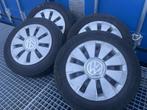 VW Up 15” velgen + banden + VW doppen (origineel), Auto-onderdelen, Banden en Velgen, 15 inch, Zomerbanden, 185 mm, Ophalen of Verzenden