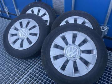 VW Up 15” velgen + banden + VW doppen (origineel) beschikbaar voor biedingen