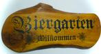 Groot handgeschilderd houten bord / Biergarten Wilkommen, Zo goed als nieuw, DeKameraadschap, Dj.kammeraat@telfort.nl, Bergenhuizen 6