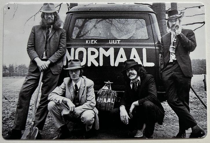 Normaal foto kiek uut reclamebord van metaal wandbord deco, Verzamelen, Muziek, Artiesten en Beroemdheden, Nieuw, Foto of Kaart