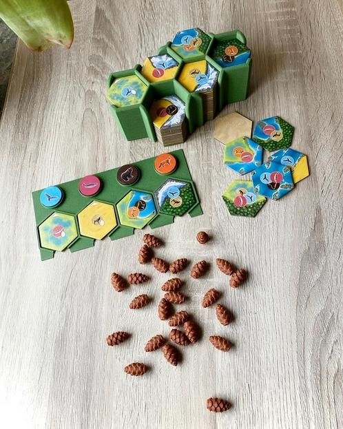 Cascadia - Custom Bundle, Hobby en Vrije tijd, Gezelschapsspellen | Bordspellen, Nieuw, Verzenden