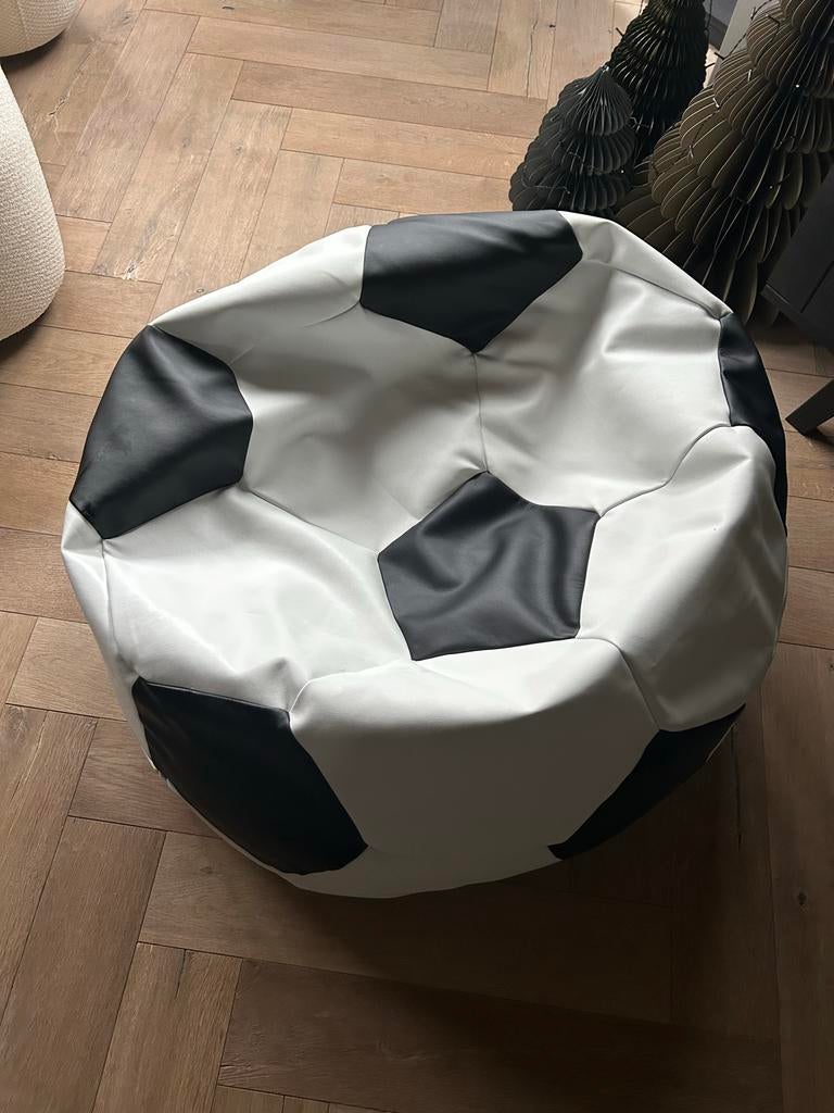 Voetbal Zitzak - 90cm Doorsnede, Ophalen, Gebruikt, Zwart, Zitzak