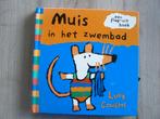 Lucy Cousins Muis in het zwembad., Ophalen of Verzenden, Zo goed als nieuw, Lucy Cousins, Prentenboek
