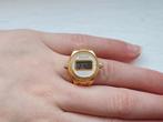 Nieuwe goudkleurige digitale ring horloge, universele maat., IJzer of Staal, Nieuw, Ophalen of Verzenden, Dame