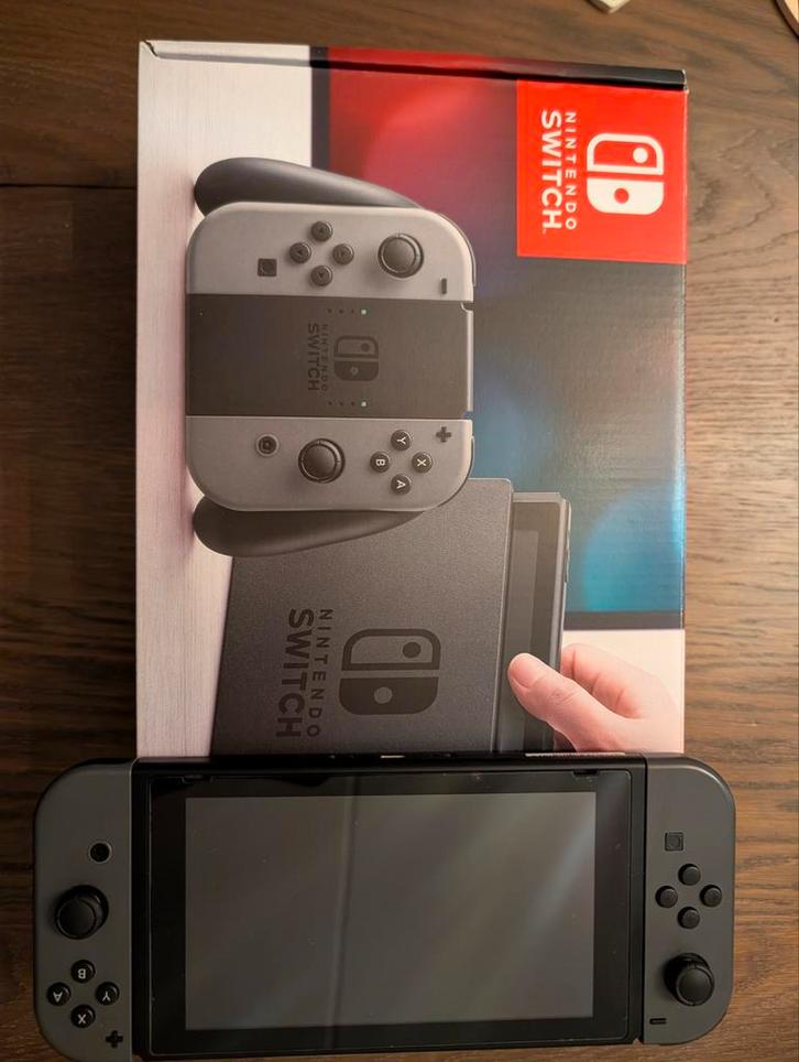 Unpatched Nintendo Switch - Nieuwstaat, Spelcomputers en Games, Games | Nintendo Switch, Zo goed als nieuw, Overige genres, 3 spelers of meer