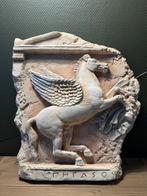 Muurbeeld Pegasus, Verzamelen, Beelden en Beeldjes, Ophalen of Verzenden, Gebruikt, Dier