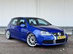 Volkswagen Golf 3.2 R32|Schaalstoelen|Xenon|V-Maxx V2|Catbac, Auto's, Gebruikt, 3189 cc, Stoelverwarming, Blauw
