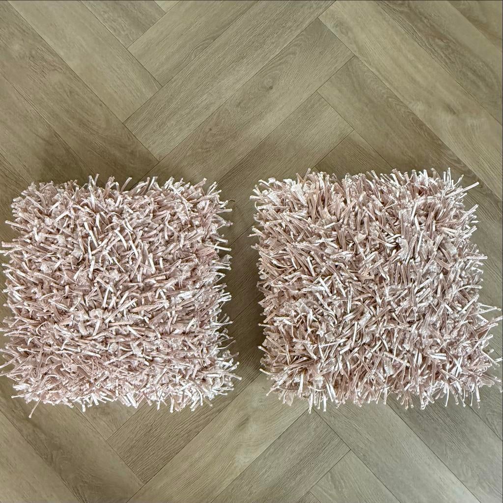 Mooie lichtroze sierkussens - set van 2, Ophalen of Verzenden, Zo goed als nieuw, Beige, Vierkant