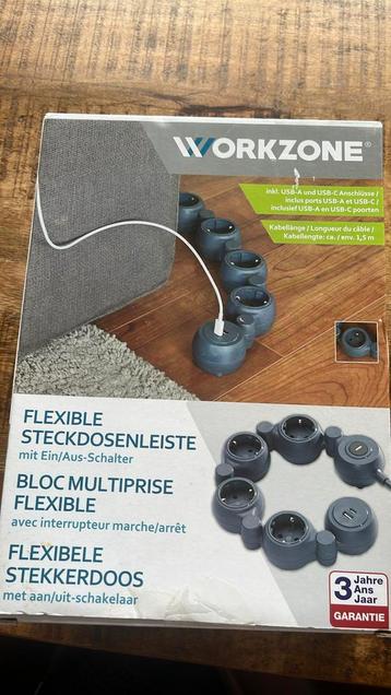 Flexibele stekkerdoos beschikbaar voor biedingen