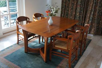 Schuitema Jugendstil Art Nouveau Design eettafel met stoelen beschikbaar voor biedingen