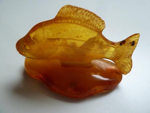 Antieke Baltisch barnsteen sculptuur Vis, topkwaliteit, Antiek en Kunst, Curiosa en Brocante, Verzenden