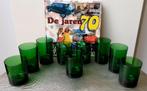9 Vintage Retro Design groen glas glazen 8.5 + 10.5 cm, Huis en Inrichting, Keuken | Servies, Glas of Glazen, Ophalen of Verzenden
