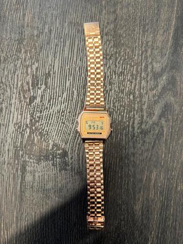 Casio Look Horloge beschikbaar voor biedingen
