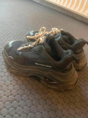 Balenciaga Triple S - Maat 37 beschikbaar voor biedingen