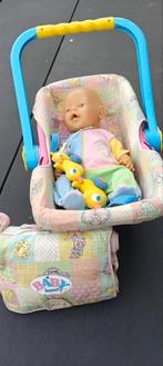 Baby born maxicosi, pop en verzorgingsetje, Kinderen en Baby's, Speelgoed | Poppen, Ophalen of Verzenden, Zo goed als nieuw, Babypop