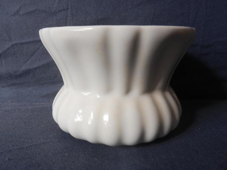 Witte vaas cachepot bloempot Porceleyne Fles Delft d 13,3 cm, Antiek en Kunst, Antiek | Keramiek en Aardewerk, Ophalen of Verzenden