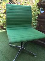 Eames Herman Miller stoeltje, Huis en Inrichting, Ophalen, Gebruikt, Groen