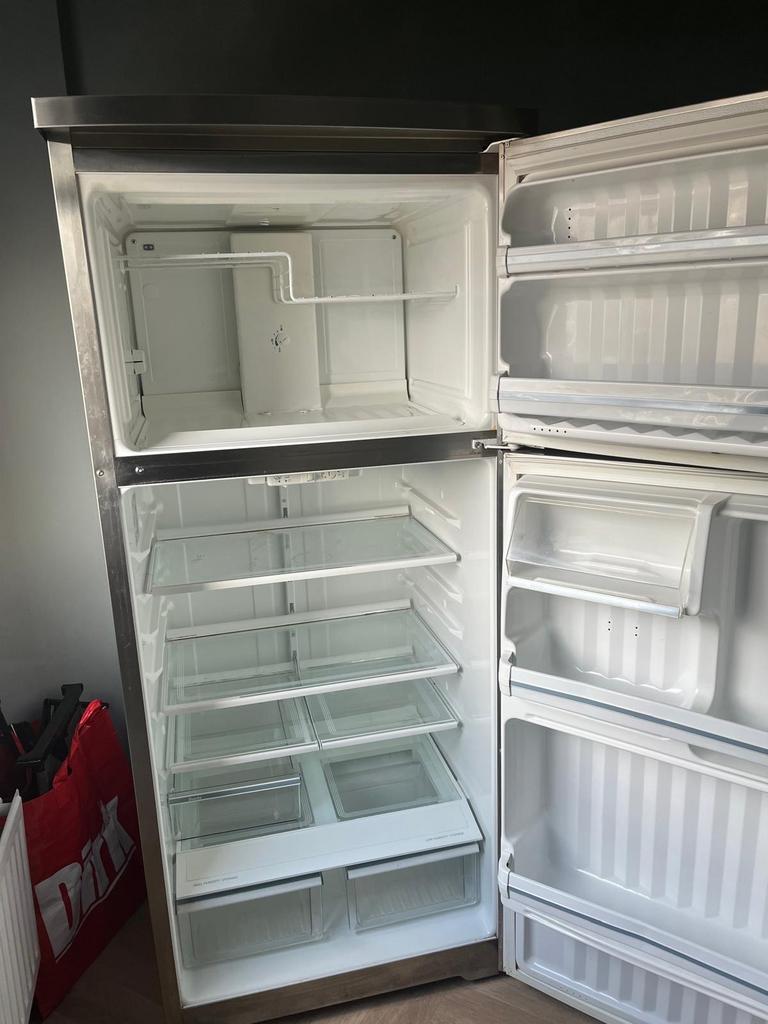 Goed werkende koelkast - 168x73x70 cm, Witgoed en Apparatuur, Koelkasten en IJskasten, Ophalen, Gebruikt, 200 liter of meer, 60 cm of meer