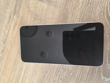 Samsung s23 creme wit 128 gb zeer netjes beschikbaar voor biedingen
