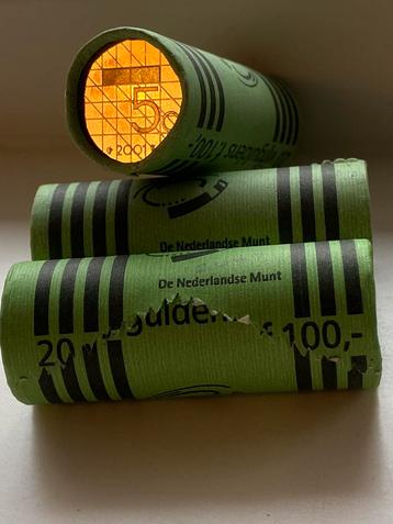 Muntrollen met 20 UNC Beatrix Vijfjes van 5 Gulden uit 2001 beschikbaar voor biedingen