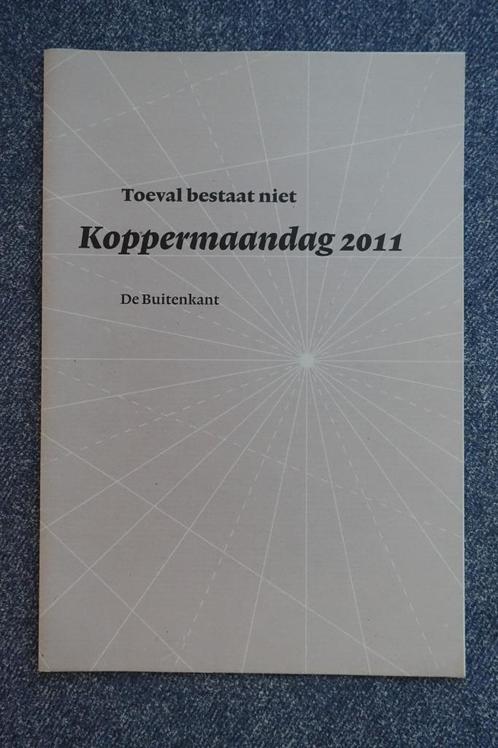 Koppermaandag 2011 Uitgeverij De Buitenkant (bibliofilie), Boeken, Kunst en Cultuur | Beeldend, Zo goed als nieuw, Grafische vormgeving