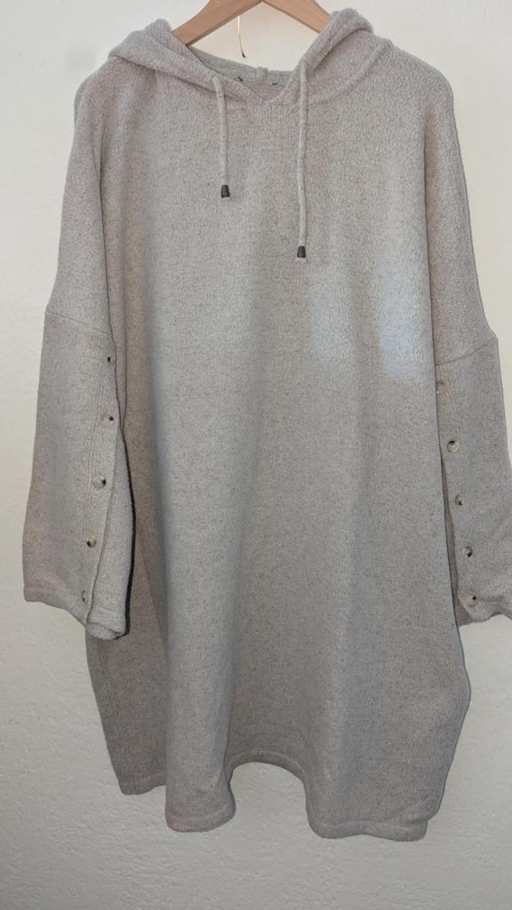 Lange trui, Kleding | Dames, Grote Maten, Zo goed als nieuw, Trui of Vest, Beige, Ophalen of Verzenden