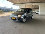 Fiat Panda 1.2 44KW 60PK 2010 Grijs, Auto's, Voorwielaandrijving, 1242 cc, Origineel Nederlands, Handgeschakeld