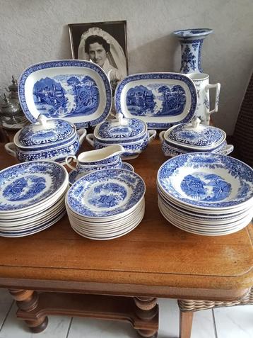 eetservies OLD ENGLAND CAMBRIDGE van ROYAL SFINX beschikbaar voor biedingen