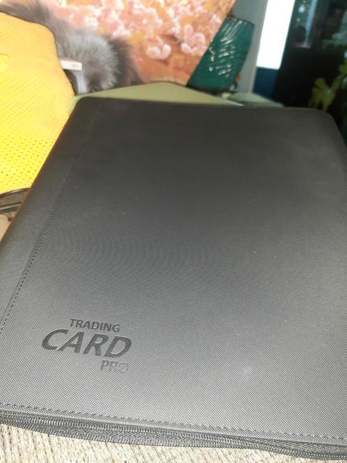 Tradingcard pro toploader binder te koop, Hobby en Vrije tijd, Verzamelkaartspellen | Overige, Zo goed als nieuw, Losse kaart