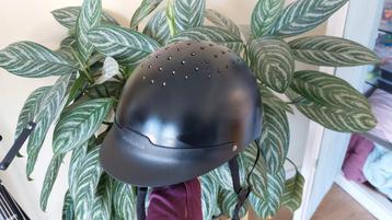 Fouganza decathlon paardrijcap S (52-55 cm) beschikbaar voor biedingen
