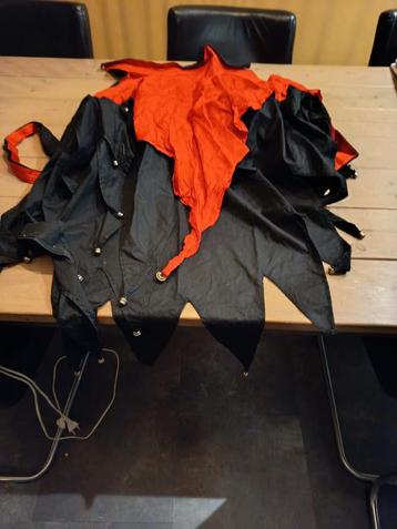 Narrenpak Kostuum Maat 122-128 beschikbaar voor biedingen