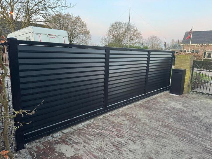 Lamellen schuifpoort incl. Schuifmotor 1400x6000, Tuin en Terras, Tuinhekken en Hekwerk, Zo goed als nieuw, Overige typen, Aluminium