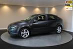 Ford Focus 1.6-16V Futura *Groot scherm* Airco|Cruise|NAP, 1596 cc, 4 cilinders, Metallic lak, 116 pk