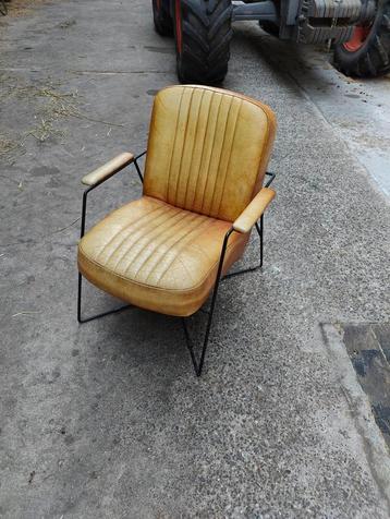 Leren fauteuil/hoofstoel – cognac leer, zwart stalen frame beschikbaar voor biedingen