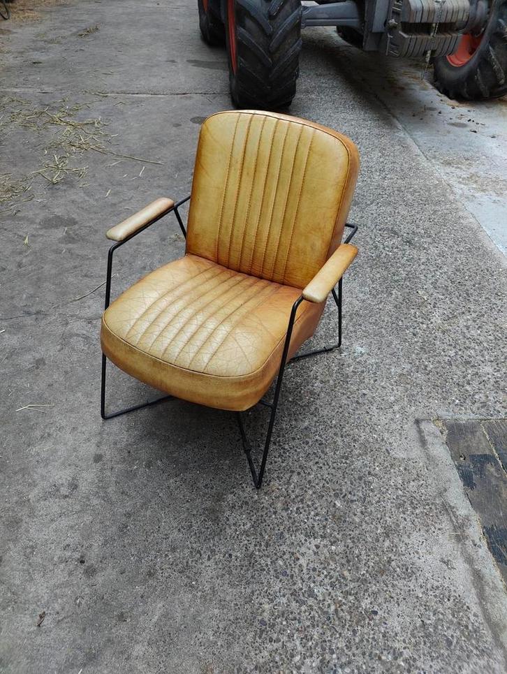 Leren fauteuil/hoofstoel – cognac leer, zwart stalen frame, Huis en Inrichting, Stoelen, Gebruikt, Leer, Bruin, Ophalen